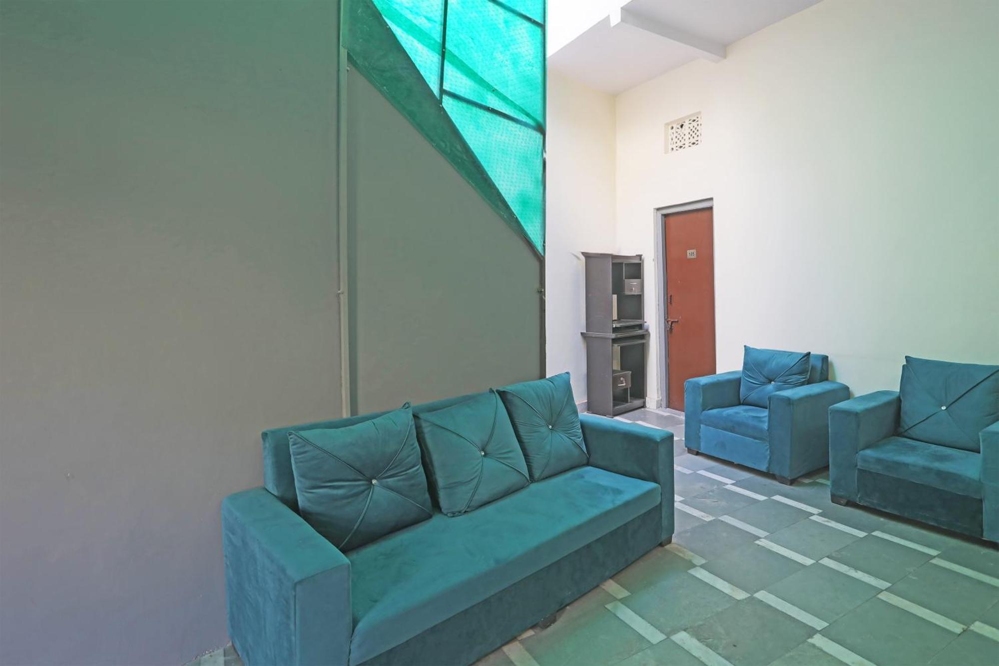 Oyo Kashish Palace New Delhi Buitenkant foto