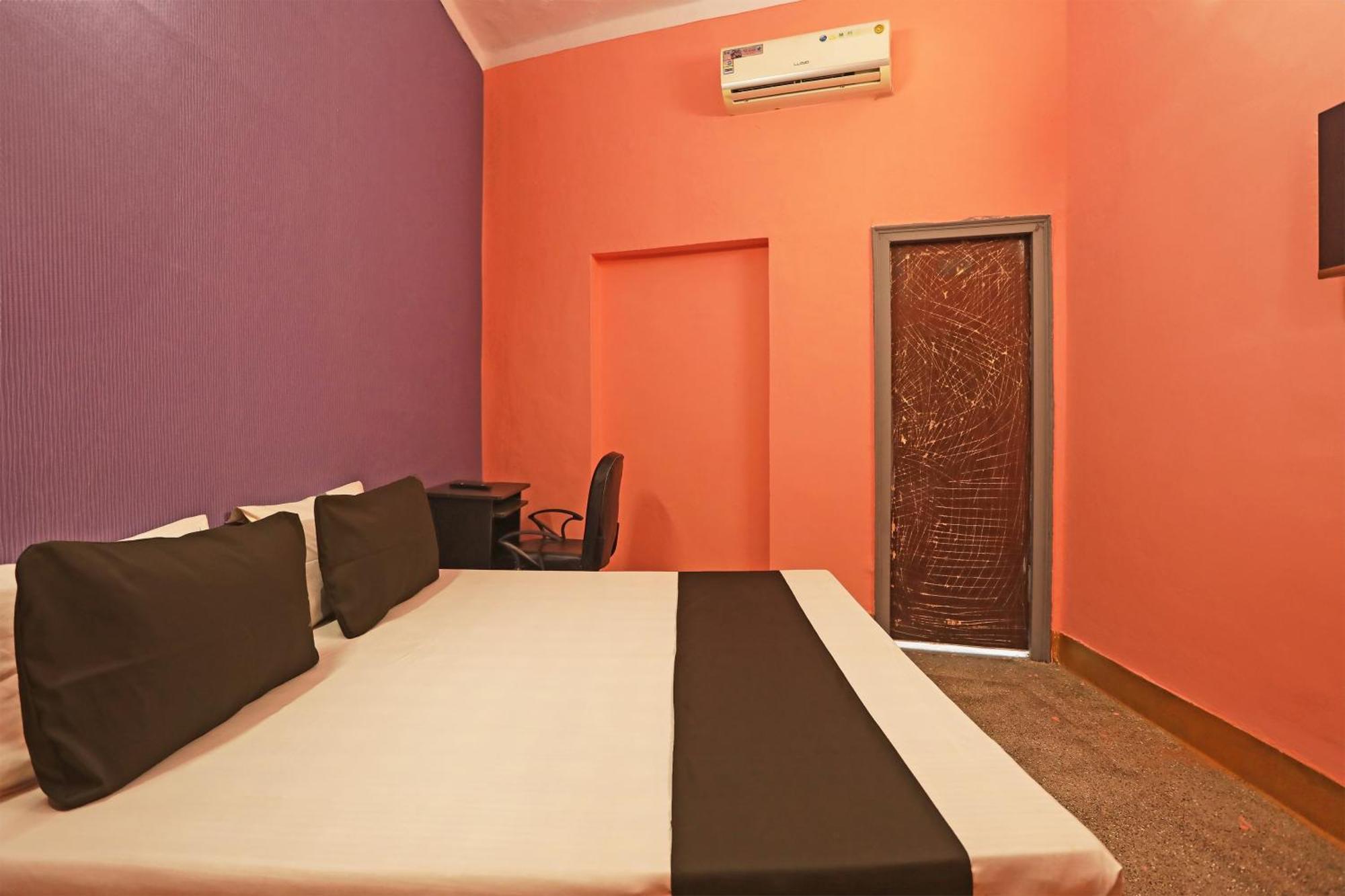 Oyo Kashish Palace New Delhi Buitenkant foto